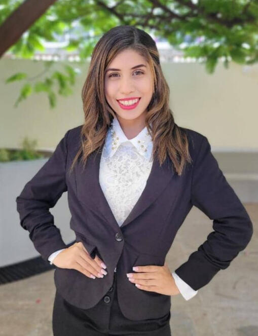 Laura Chris: CEO of Tidy Touch